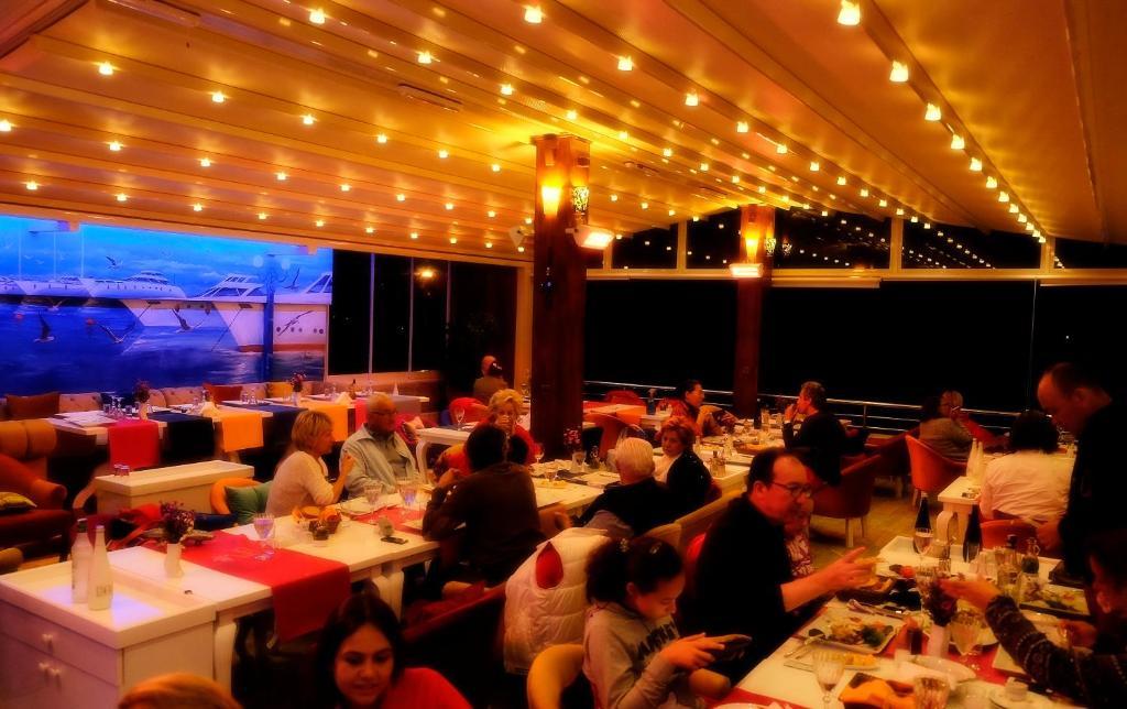 Alp Otel Restaurant Kucukkuyu Zewnętrze zdjęcie